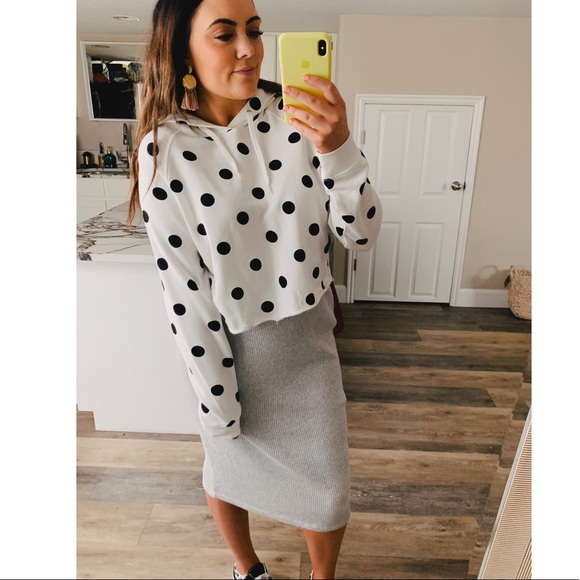 Nwot Black And White Polka Dot Raw Hem 